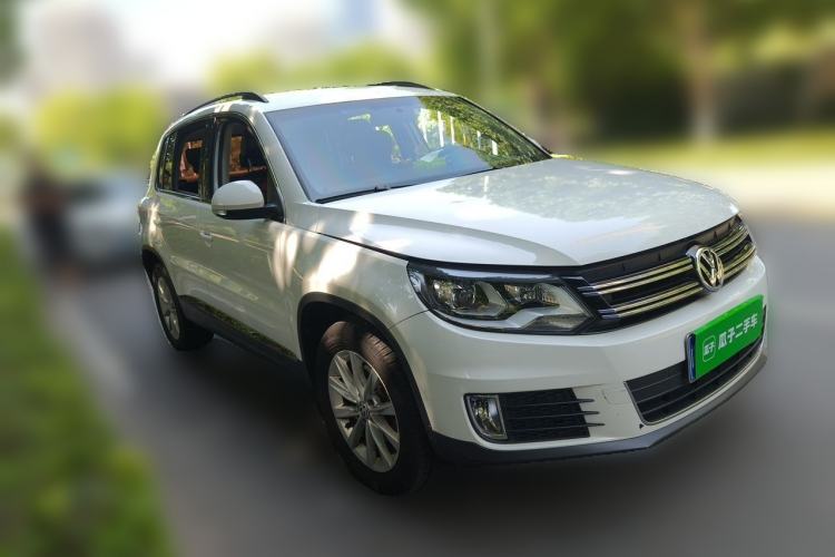 Used Volkswagen Tiguan 2016 280TSI Automatic Two-Wheel-Drive Silk Road Style Edition Front Right 45 Deg