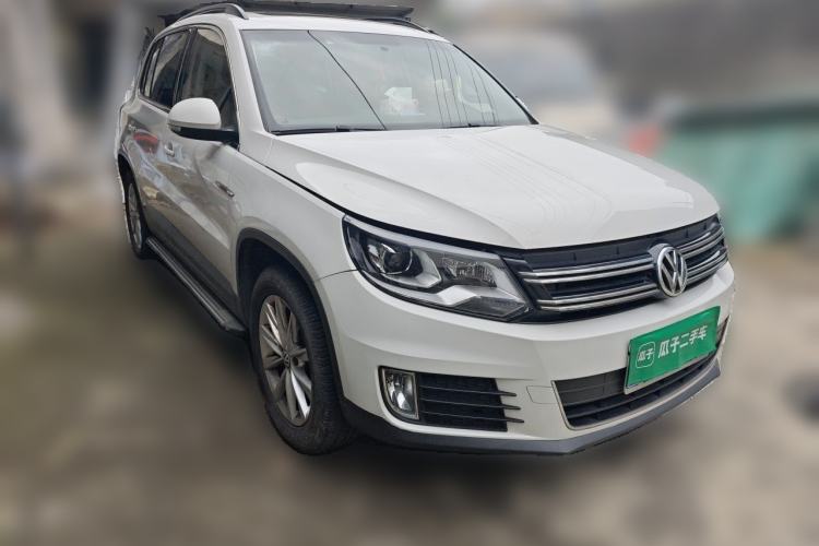Used Volkswagen Tiguan 2016 300TSI Automatic All-Wheel Drive Fashion Vision Edition Front Right 45 Deg