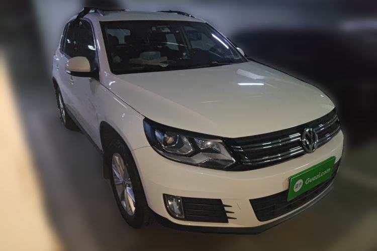Used Volkswagen Tiguan 2016 280TSI Automatic Two-Wheel-Drive Silk Road Style Edition Front Right 45 Deg