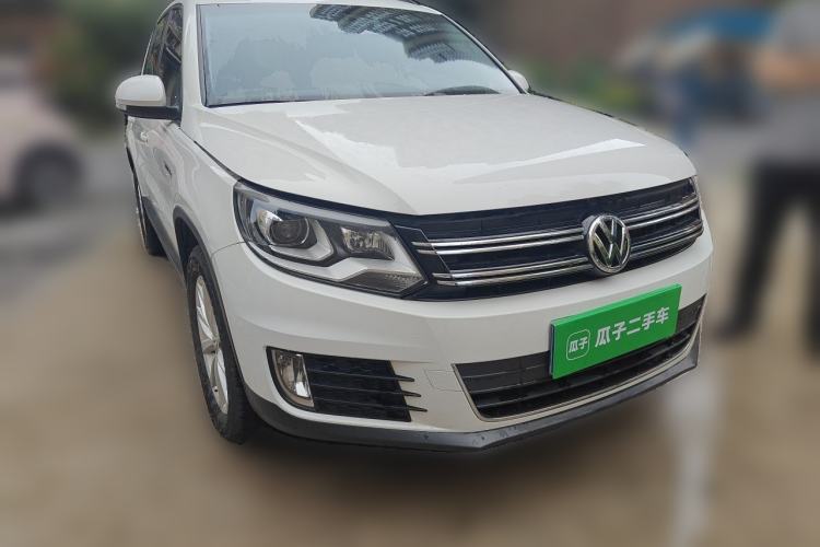 Used Volkswagen Tiguan 2016 300TSI Automatic All-Wheel Drive Fashion Vision Edition Front Right 45 Deg