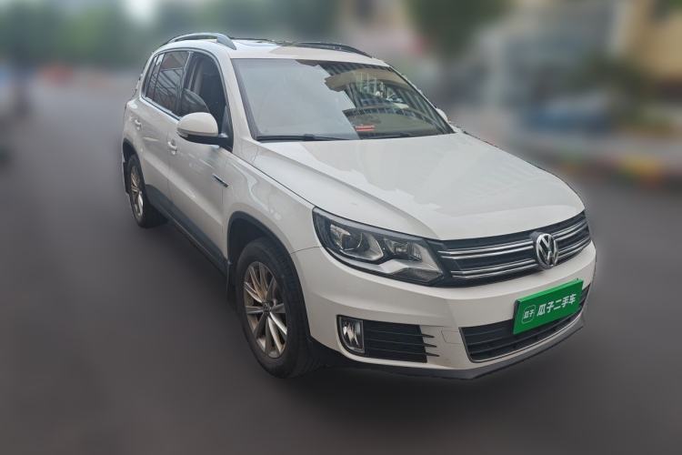 Used Volkswagen Tiguan 2016 300TSI Automatic All-Wheel Drive Fashion Vision Edition Front Right 45 Deg