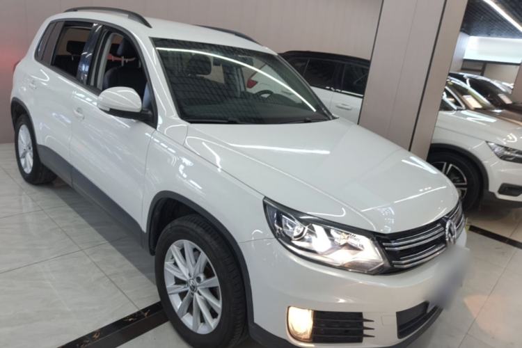 Used Volkswagen Tiguan 2016 280TSI Automatic Two-Wheel-Drive Silk Road Style Edition Front Right 45 Deg