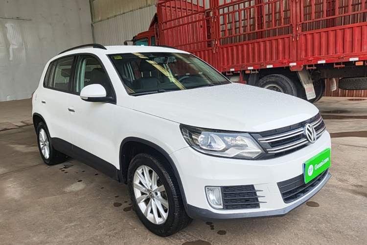 Used Volkswagen Tiguan 2016 280TSI Automatic Two-Wheel-Drive Silk Road Style Edition Front Right 45 Deg