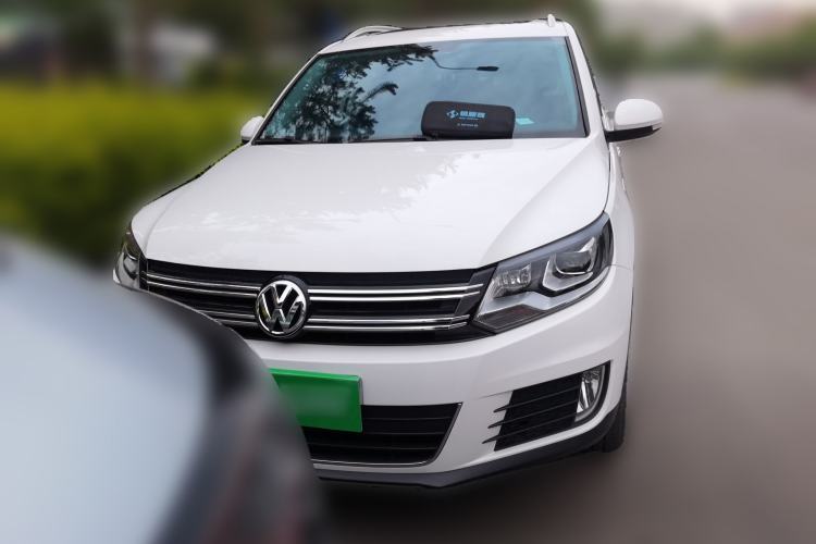 Used Volkswagen Tiguan 2016 330TSI Automatic All-Wheel Drive Luxury Edition Front