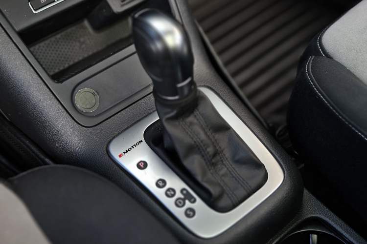 Used Volkswagen Tiguan 2016 2.0 TSI Four-Wheel Drive Standard Version Gear Lever