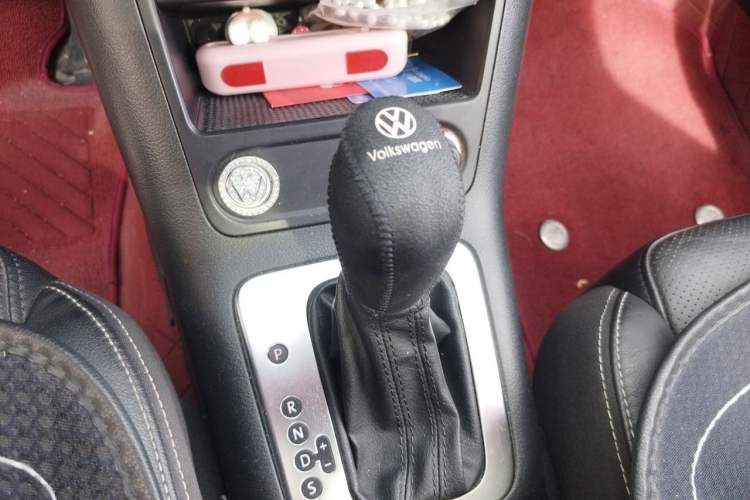 Used Volkswagen Tiguan 2016 300TSI Automatic Two-Wheel Drive Luxury Edition Gear Lever