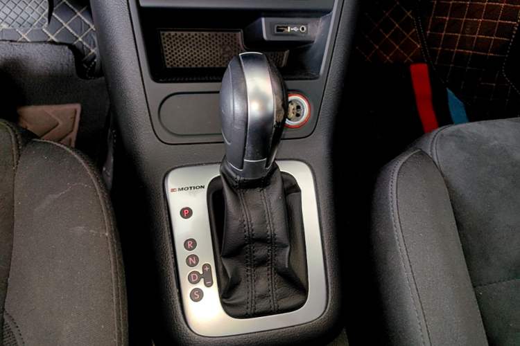 Used Volkswagen Tiguan 2016 2.0 TSI Four-Wheel Drive Standard Version Gear Lever