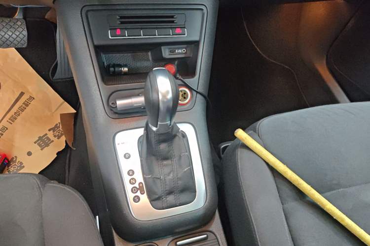 Used Volkswagen Tiguan 2016 2.0 TSI Four-Wheel Drive Standard Version Gear Lever