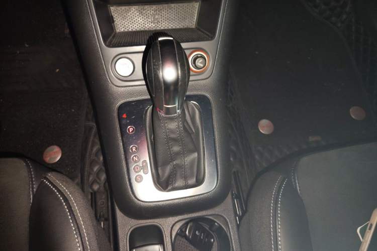 Used Volkswagen Tiguan 2016 330TSI Automatic All-Wheel-Drive Flagship Edition Gear Lever
