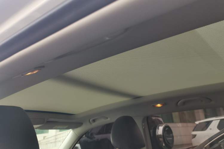Used Volkswagen Tiguan 2016 280TSI Automatic Two-Wheel Drive Silk Road Comfort Edition Headliner