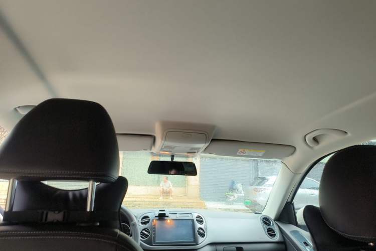 Used Volkswagen Tiguan 2016 280TSI Automatic Two-Wheel-Drive Silk Road Style Edition Headliner