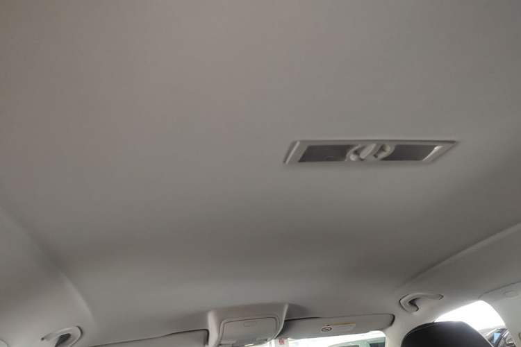 Used Volkswagen Tiguan 2016 300TSI Automatic Two-Wheel Drive Trend Edition Headliner