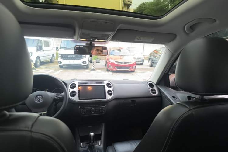 Used Volkswagen Tiguan 2016 280TSI Automatic Two-Wheel Drive Silk Road Comfort Edition Headliner