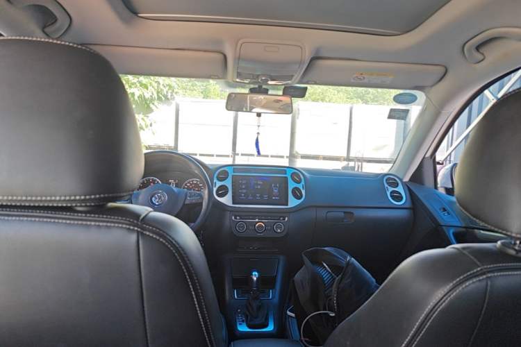 Used Volkswagen Tiguan 2016 280TSI Automatic Two-Wheel Drive Silk Road Comfort Edition Headliner