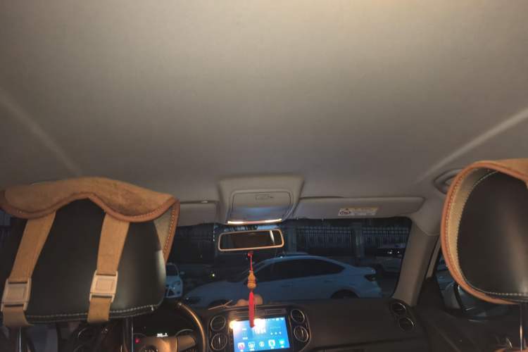 Used Volkswagen Tiguan 2016 280TSI Automatic Two-Wheel-Drive Silk Road Style Edition Headliner