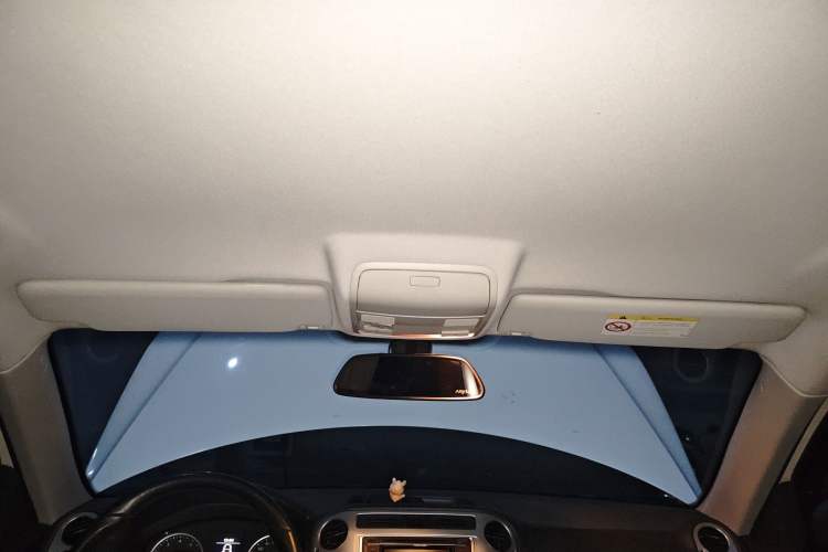 Used Volkswagen Tiguan 2016 300TSI Automatic Two-Wheel Drive Comfort Edition Headliner