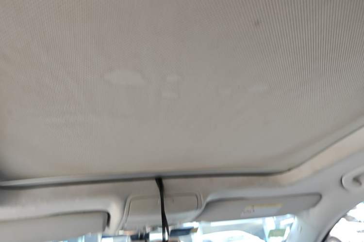 Used Volkswagen Tiguan 2016 300TSI Automatic Two-Wheel Drive Luxury Edition Headliner
