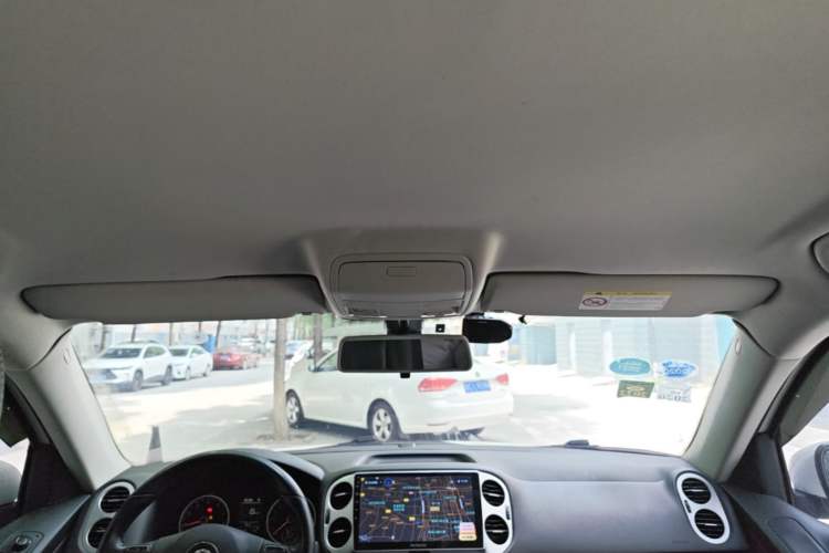 Used Volkswagen Tiguan 2016 300TSI Automatic Two-Wheel Drive Comfort Edition Headliner