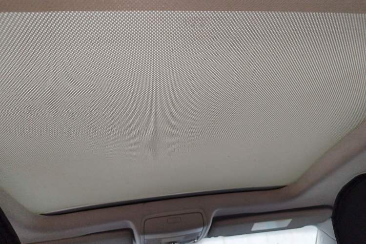 Used Volkswagen Tiguan 2016 300TSI Automatic All-Wheel Drive Fashion Vision Edition Headliner