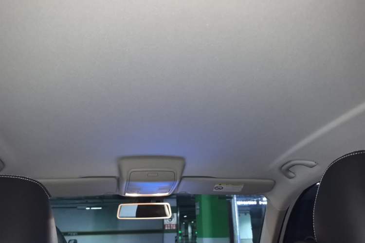 Used Volkswagen Tiguan 2016 300TSI Automatic Two-Wheel Drive Comfort Edition Headliner