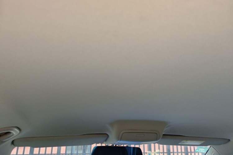 Used Volkswagen Tiguan 2016 300TSI Automatic Two-Wheel Drive Trend Edition Headliner