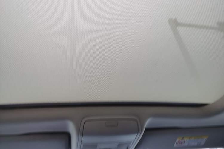Used Volkswagen Tiguan 2016 280TSI Automatic Two-Wheel Drive Silk Road Comfort Edition Headliner