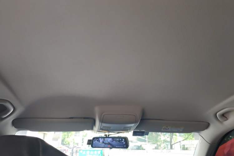 Used Volkswagen Tiguan 2016 280TSI Automatic Two-Wheel-Drive Silk Road Style Edition Headliner