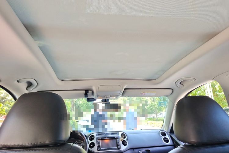 Used Volkswagen Tiguan 2016 300TSI Automatic Two-Wheel Drive Luxury Edition Headliner