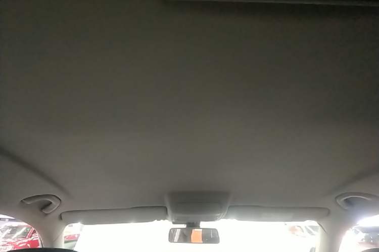 Used Volkswagen Tiguan 2016 300TSI Automatic Two-Wheel Drive Comfort Edition Headliner