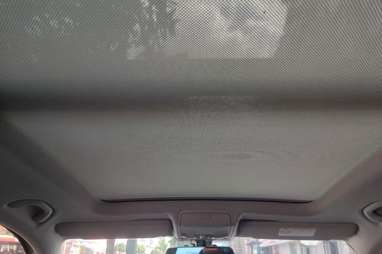 Used Volkswagen Tiguan 2016 280TSI Automatic Two-Wheel Drive Silk Road Comfort Edition Headliner