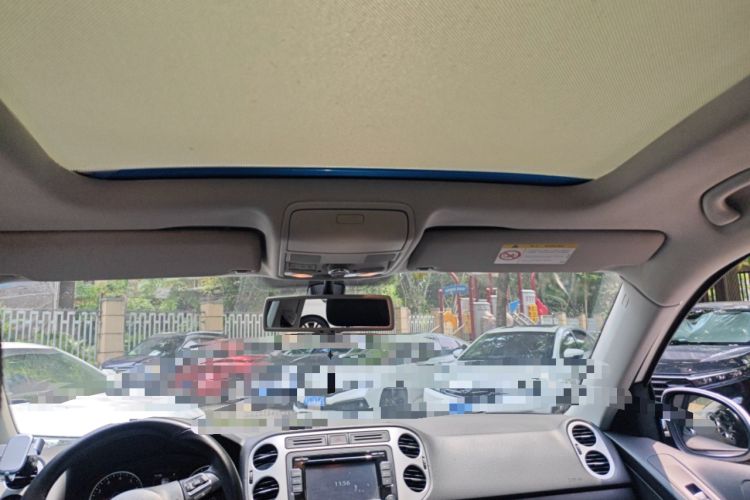 Used Volkswagen Tiguan 2016 300TSI Automatic Two-Wheel Drive Luxury Edition Headliner