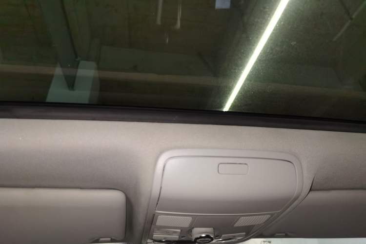 Used Volkswagen Tiguan 2016 2.0 TSI Four-Wheel Drive Standard Version Headliner