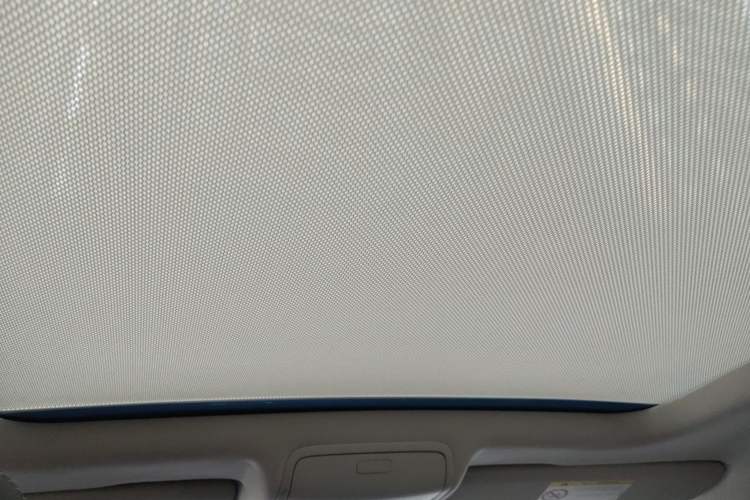 Used Volkswagen Tiguan 2016 300TSI Automatic All-Wheel Drive Fashion Vision Edition Headliner
