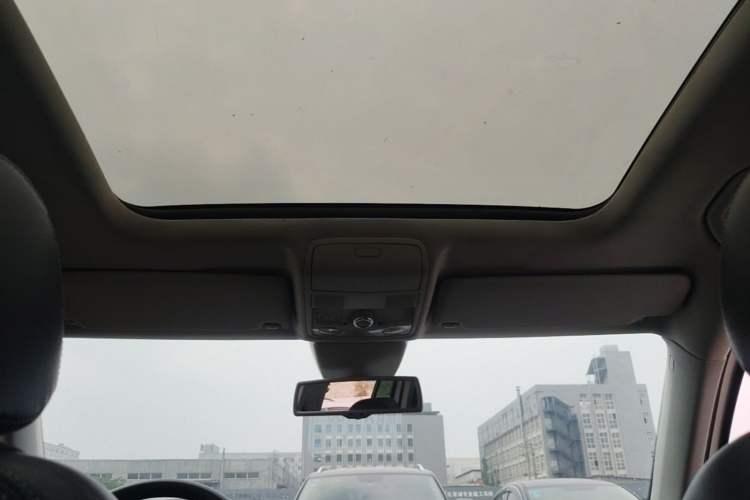 Used Volkswagen Tiguan 2016 330TSI Automatic All-Wheel-Drive Flagship Edition Headliner