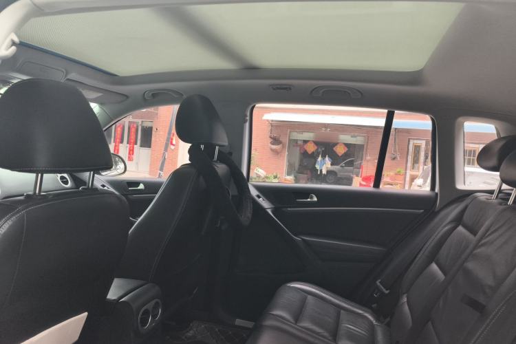 Used Volkswagen Tiguan 2016 280TSI Automatic Two-Wheel Drive Silk Road Comfort Edition Headliner