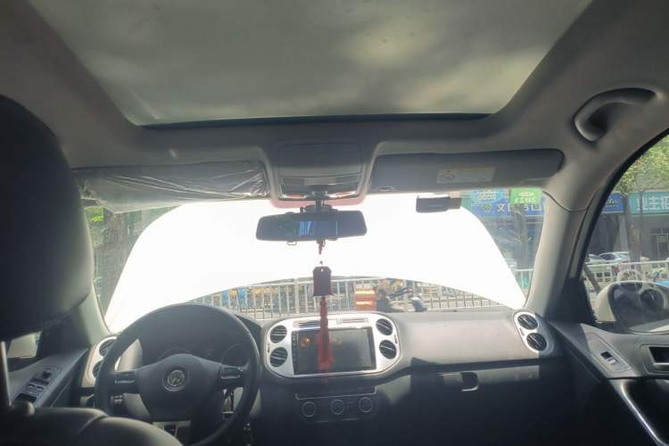 Used Volkswagen Tiguan 2016 280TSI Automatic Two-Wheel Drive Silk Road Comfort Edition Headliner