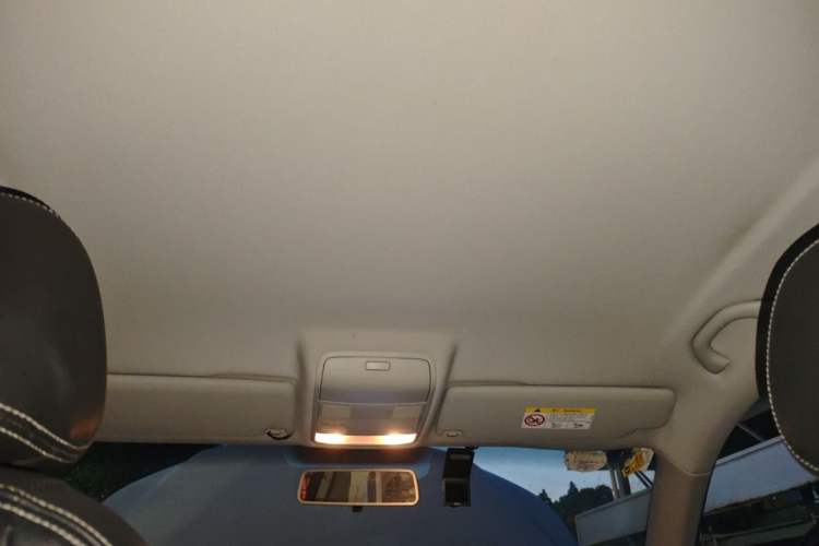 Used Volkswagen Tiguan 2016 280TSI Automatic Two-Wheel-Drive Silk Road Style Edition Headliner