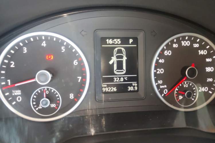 Used Volkswagen Tiguan 2016 300TSI Automatic Two-Wheel Drive Trend Edition Instrument Cluster