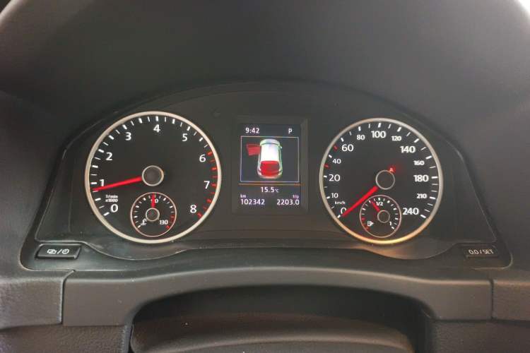 Used Volkswagen Tiguan 2016 300TSI Automatic All-Wheel Drive Luxury Edition Instrument Cluster