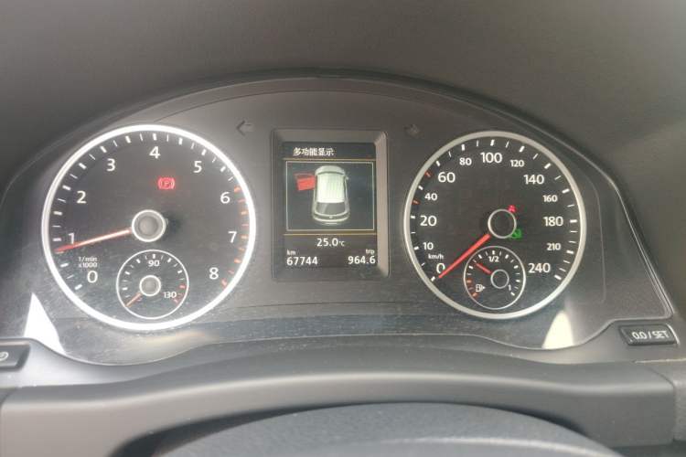 Used Volkswagen Tiguan 2016 2.0 TSI Four-Wheel Drive Standard Version Instrument Cluster