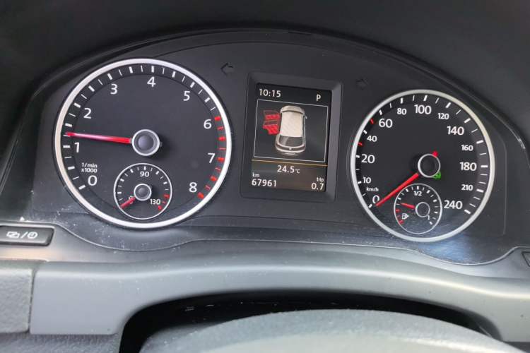 Used Volkswagen Tiguan 2016 300TSI Automatic All-Wheel Drive Luxury Edition Instrument Cluster