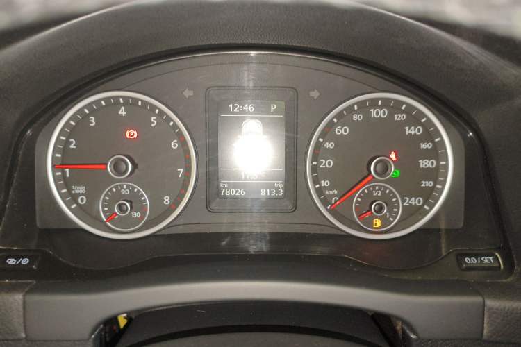 Used Volkswagen Tiguan 2016 280TSI Automatic Two-Wheel Drive Silk Road Comfort Edition Instrument Cluster