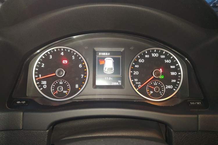 Used Volkswagen Tiguan 2016 2.0 TSI Four-Wheel Drive Elite Version Instrument Cluster