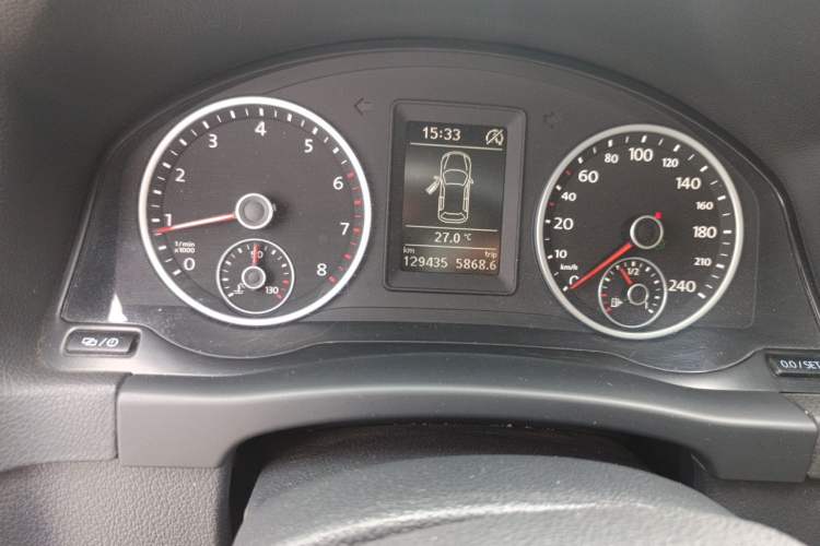 Used Volkswagen Tiguan 2016 280TSI Automatic Two-Wheel Drive Silk Road Comfort Edition Instrument Cluster