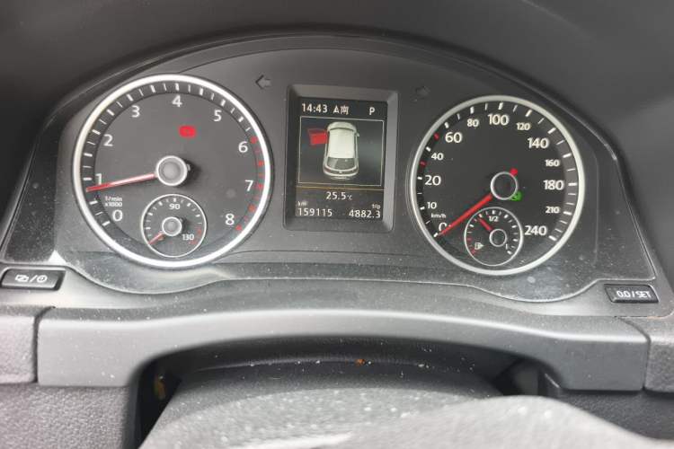 Used Volkswagen Tiguan 2016 300TSI Automatic All-Wheel Drive Luxury Edition Instrument Cluster