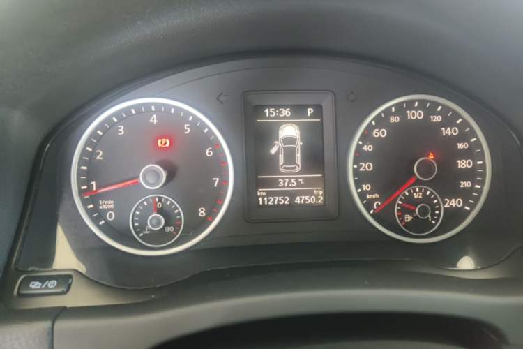 Used Volkswagen Tiguan 2016 280TSI Automatic Two-Wheel Drive Silk Road Comfort Edition Instrument Cluster