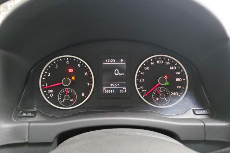 Used Volkswagen Tiguan 2016 300TSI Automatic Two-Wheel Drive Comfort Edition Instrument Cluster