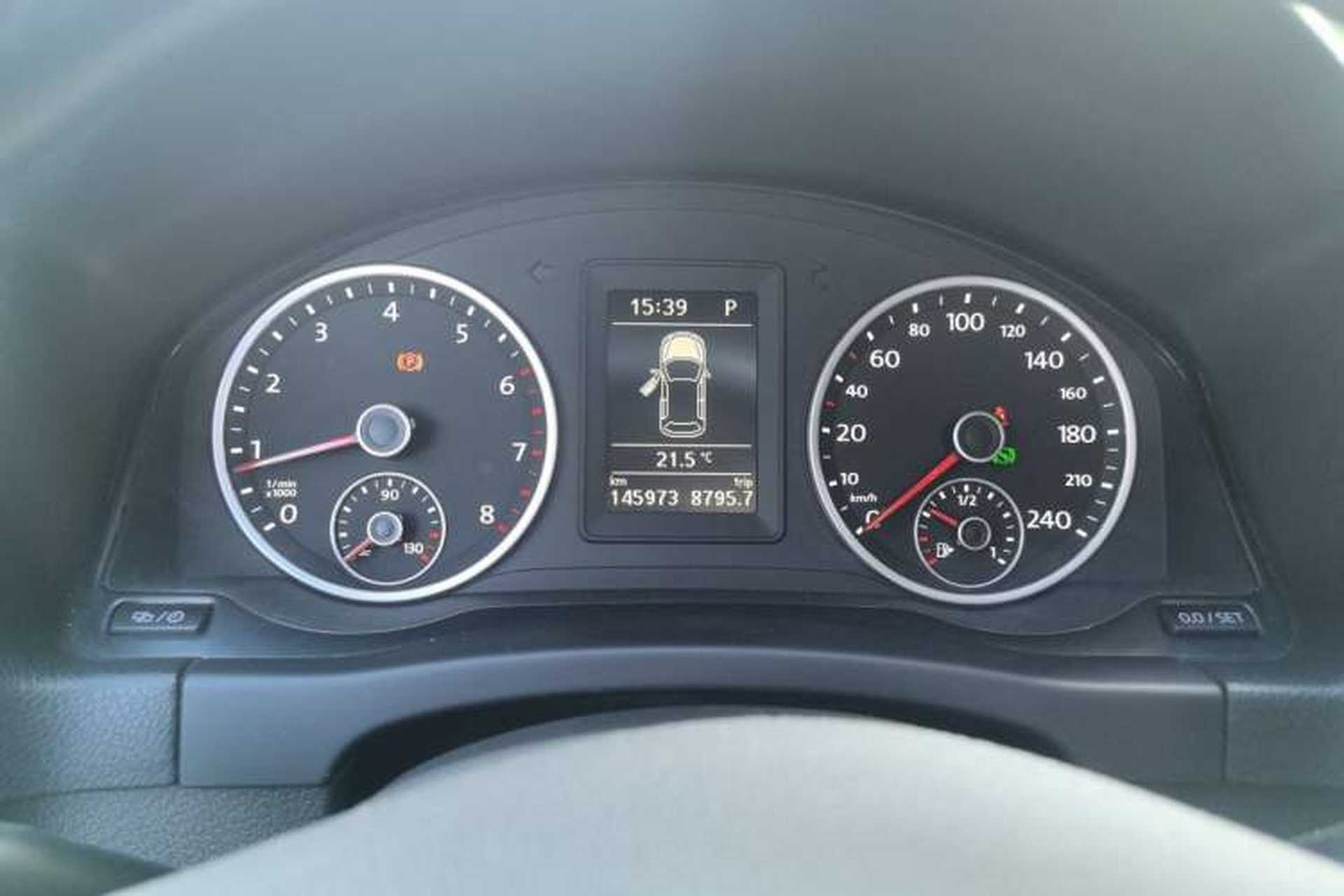 Used Volkswagen Tiguan 2016 280TSI Automatic Two-Wheel Drive Silk Road Comfort Edition Instrument Cluster
