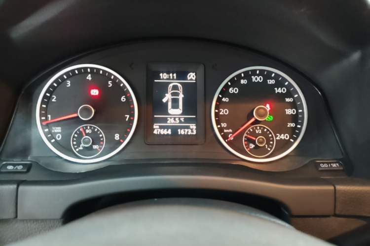 Used Volkswagen Tiguan 2016 280TSI Automatic Two-Wheel Drive Silk Road Comfort Edition Instrument Cluster