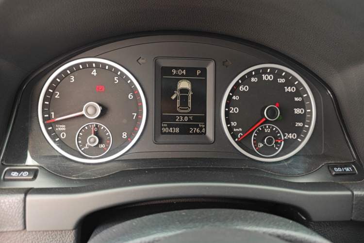 Used Volkswagen Tiguan 2016 280TSI Automatic Two-Wheel-Drive Silk Road Style Edition Instrument Cluster